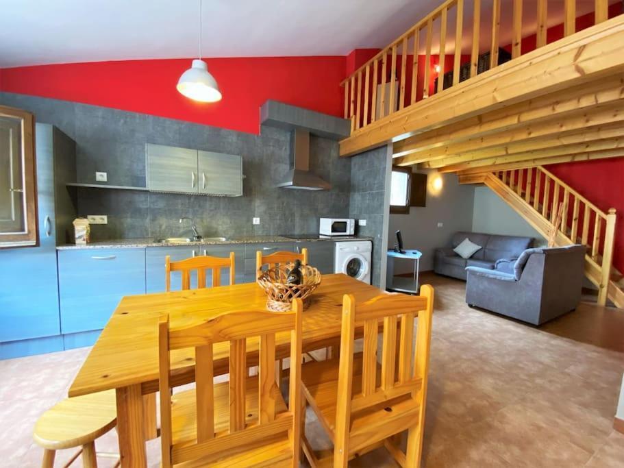 La Vall Apartaments Duplex San Lorenzo de Morunys Εξωτερικό φωτογραφία